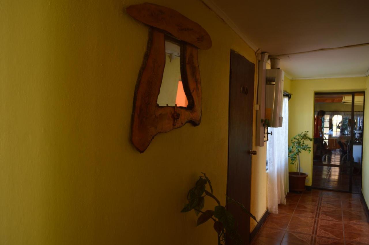 Hostal y Cabañas Vientos del Sur Puerto Ingeniero Ibanez Exterior foto