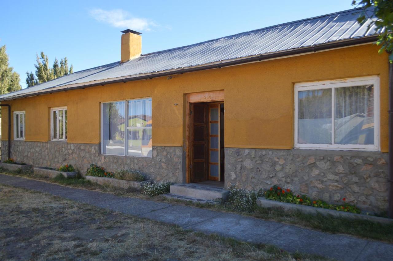 Hostal y Cabañas Vientos del Sur Puerto Ingeniero Ibanez Exterior foto